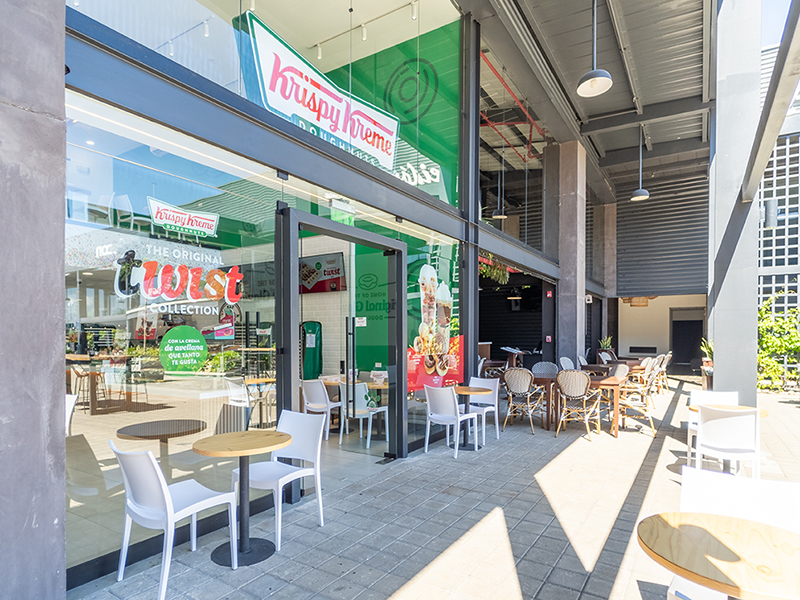Krispy Kreme - Covered outdoor terrace design for casual dining - Contract Workplaces.jpg